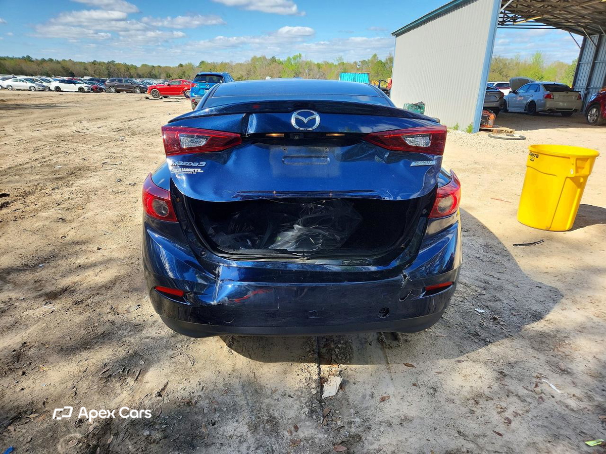 Mazda 3 2015