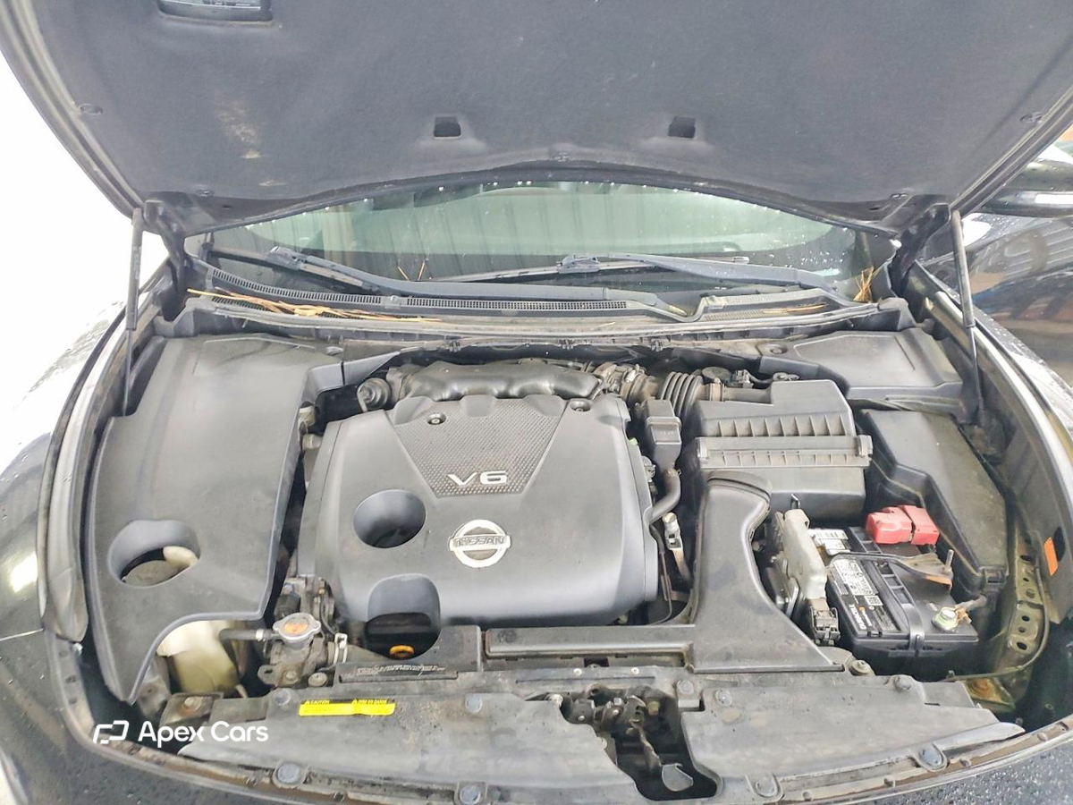 Nissan Maxima 2014