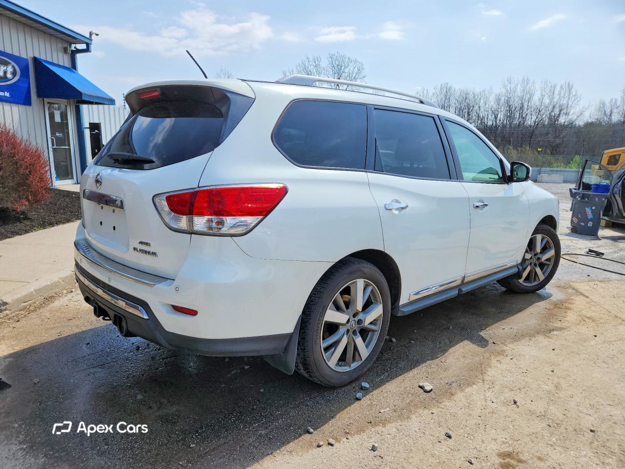 Nissan Pathfinder 2014