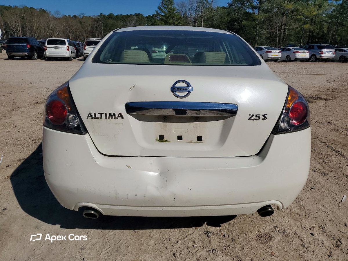 Nissan Altima 2012