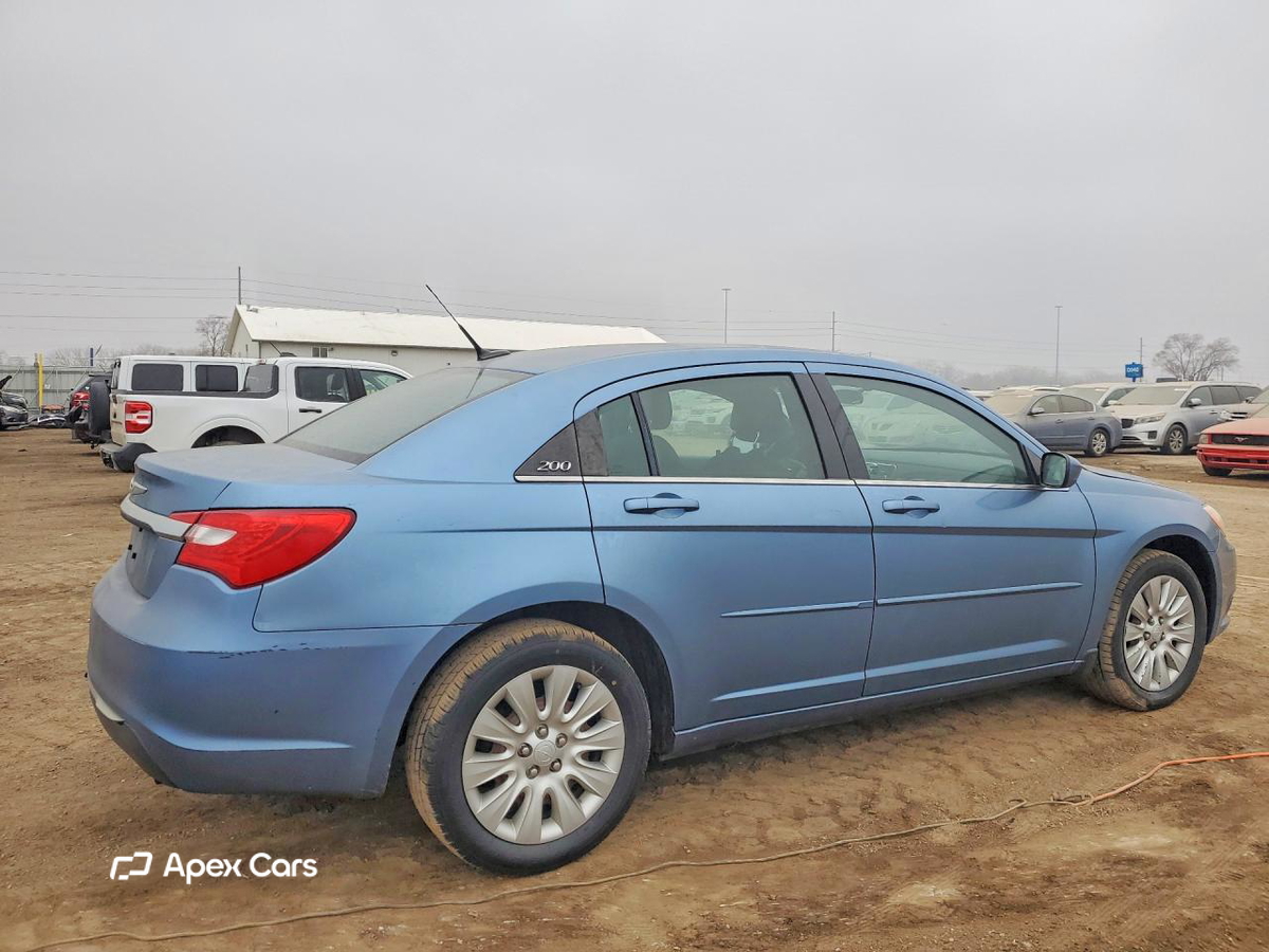Chrysler 200 2011