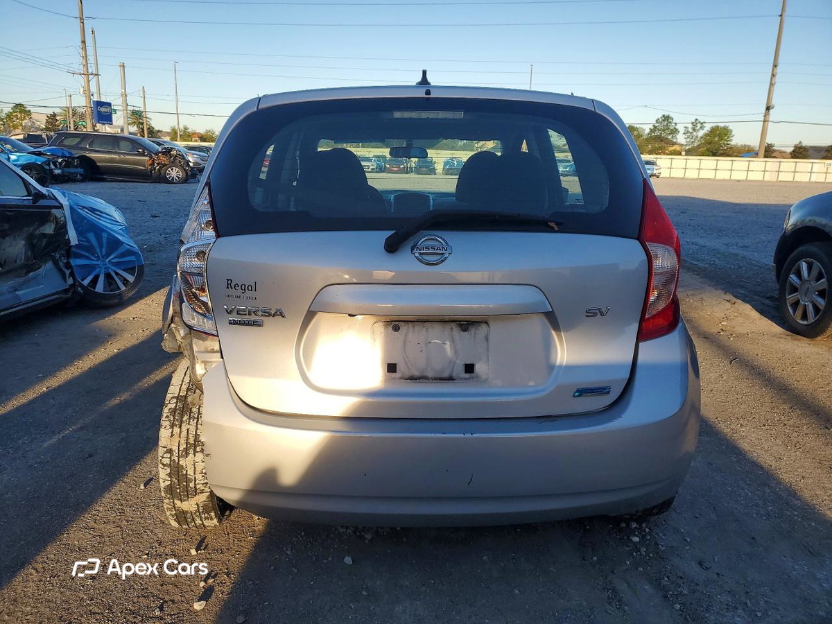 Nissan Versa 2016