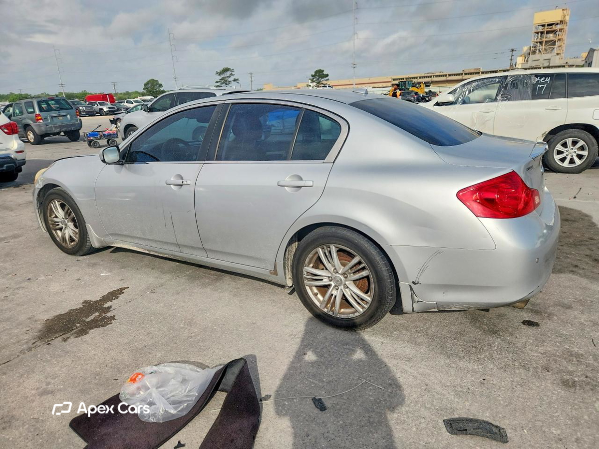 Infiniti G 2013