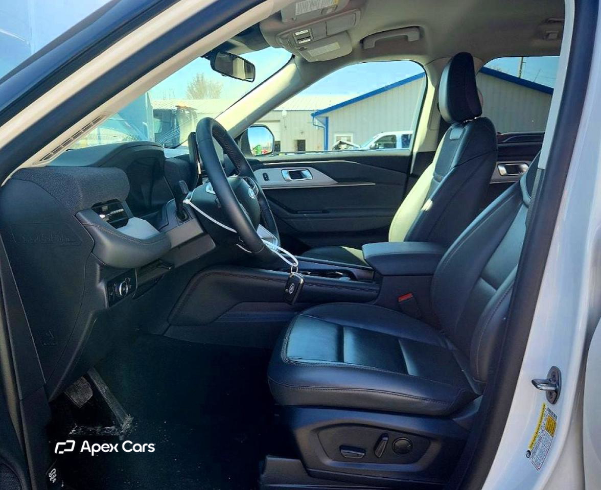 Ford Explorer 2025