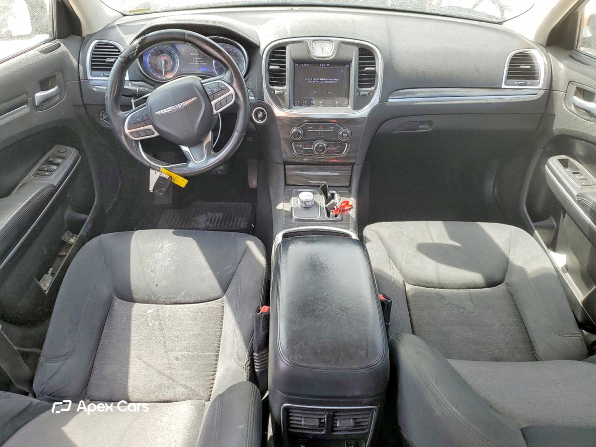 Chrysler 300 2019