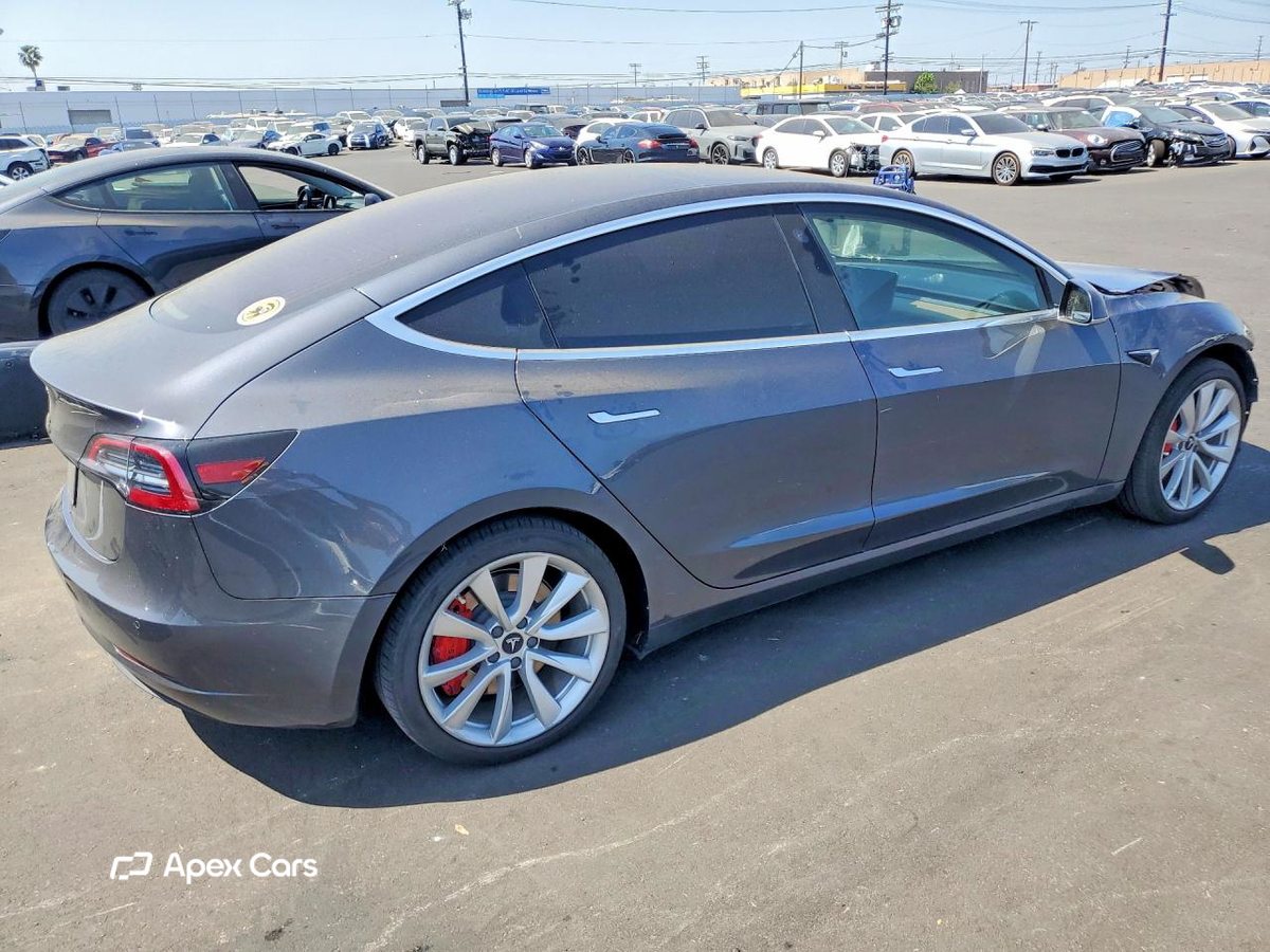 Tesla Model 3 2018