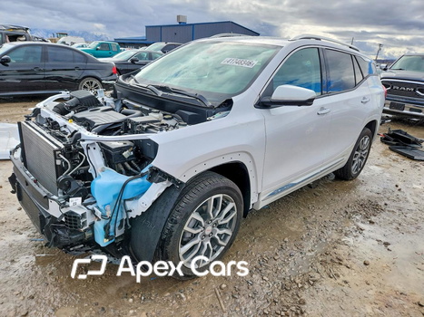 GMC Terrain 2024 - Image 1 of 15