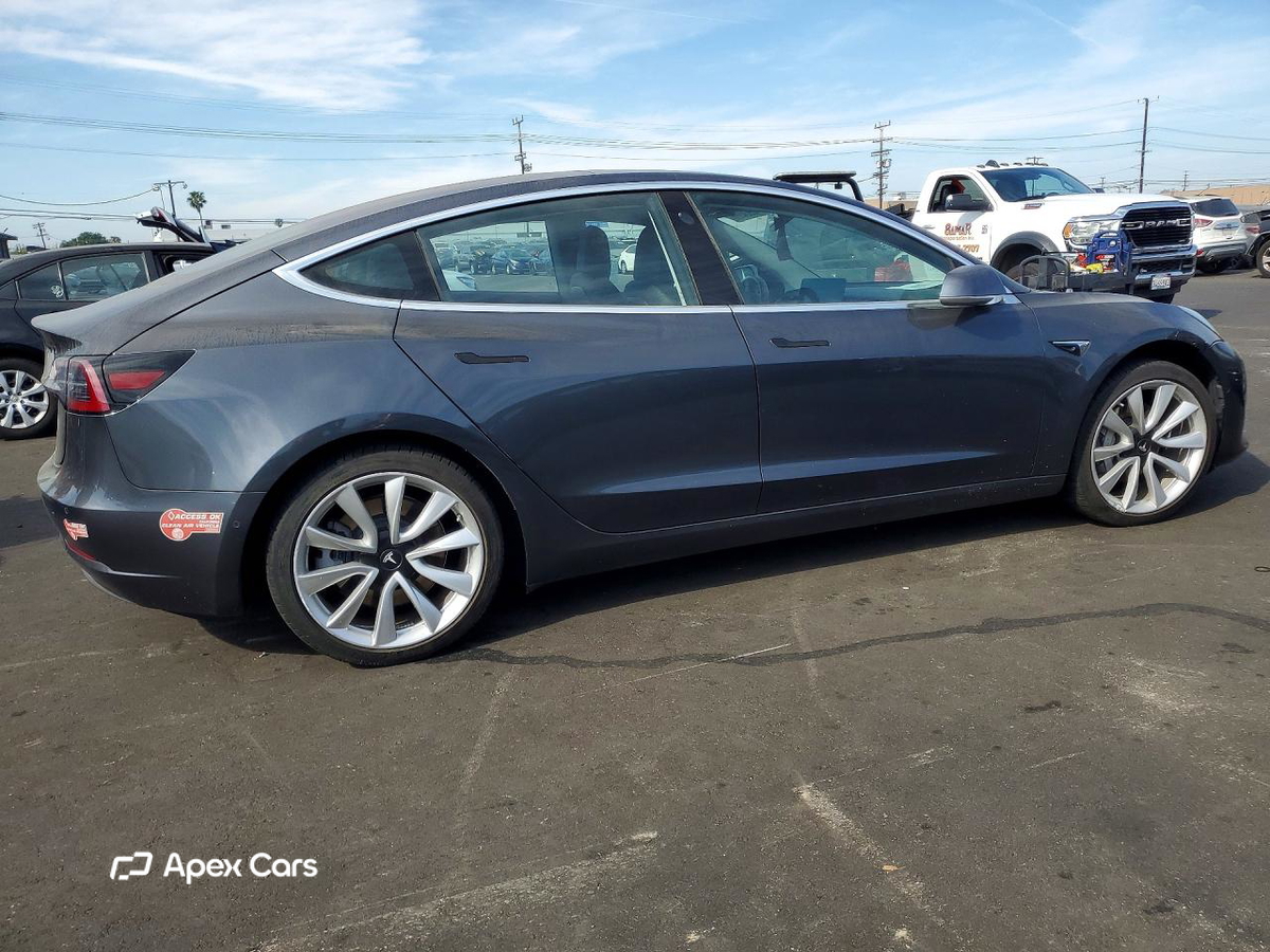 Tesla Model 3 2018