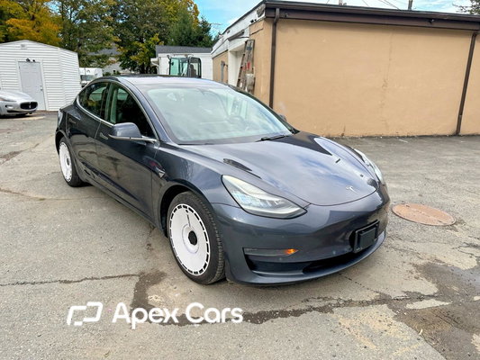 Tesla Model 3 2018 - Image 1 of 14