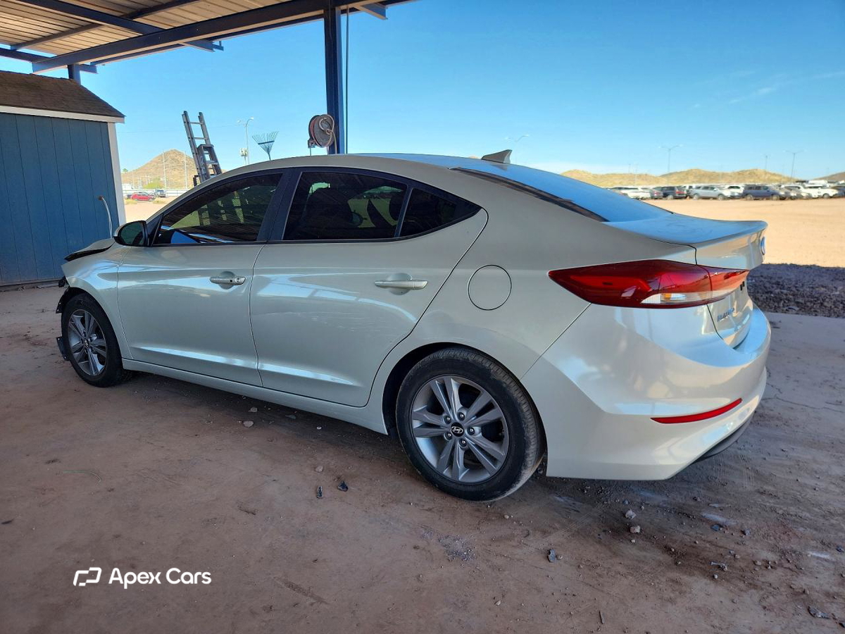 Hyundai Elantra 2017