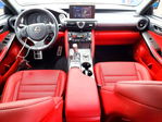 Lexus IS 2024