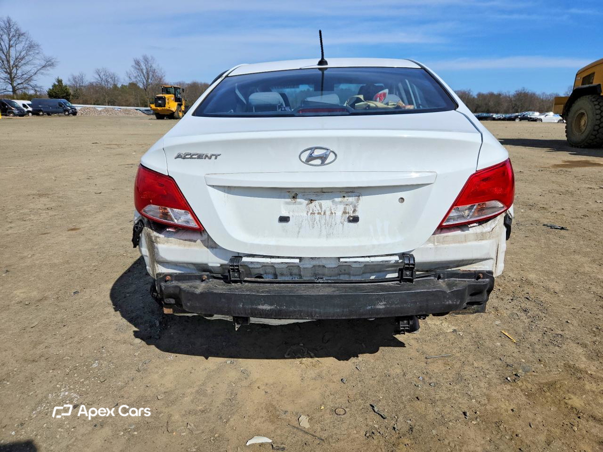 Hyundai Accent 2015