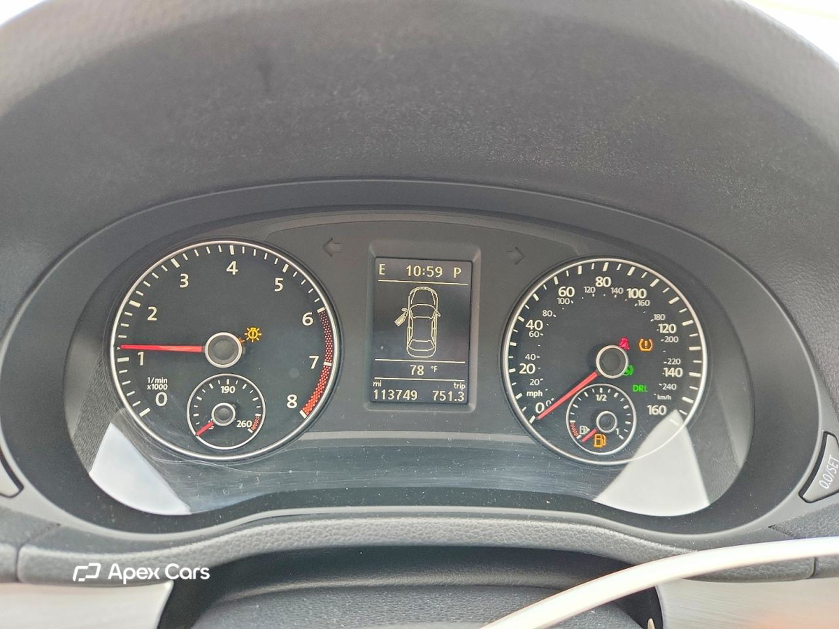 Volkswagen Passat 2013