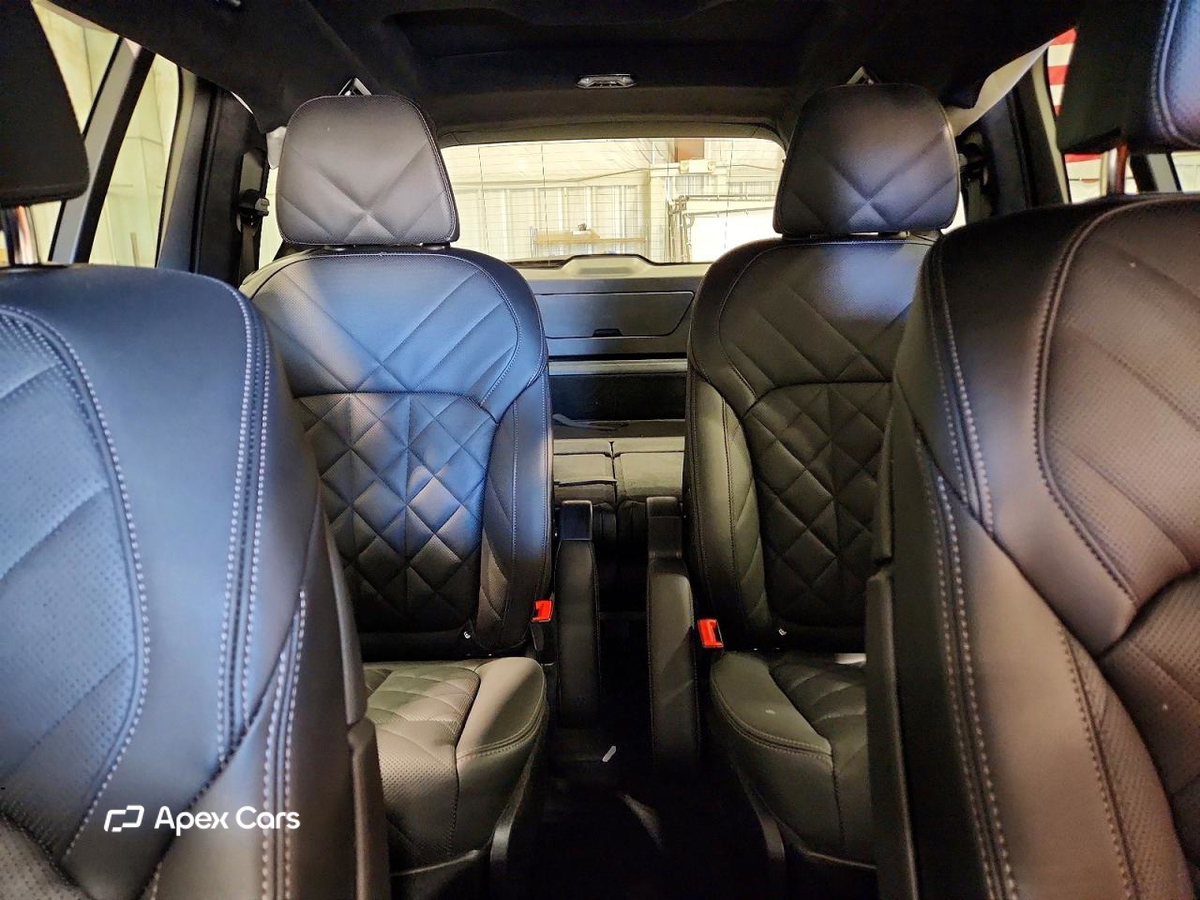 BMW X7 2025