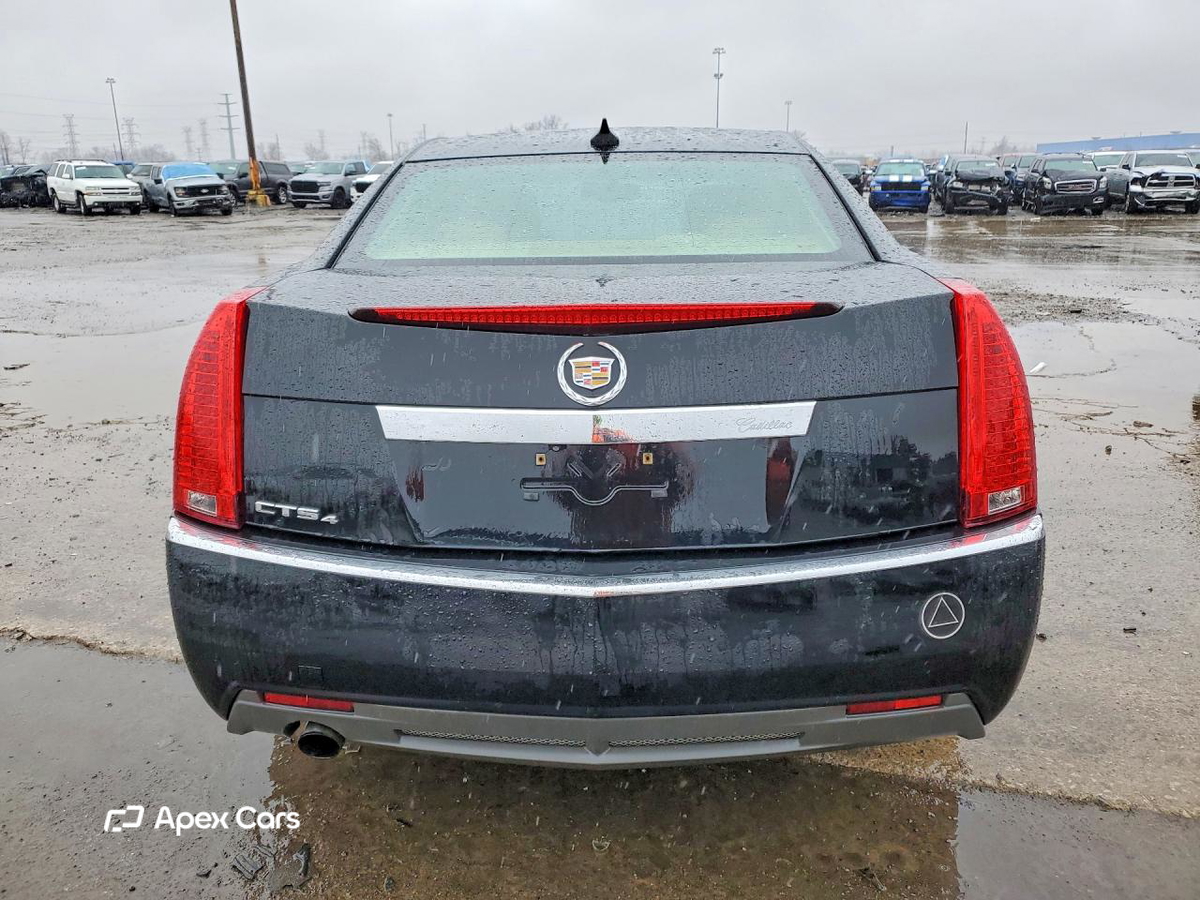 Cadillac CTS 2011
