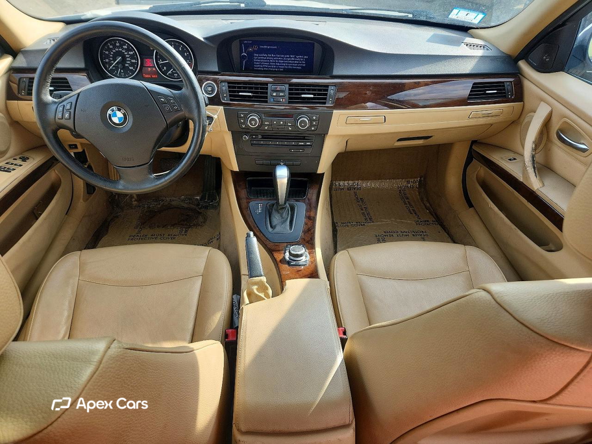 BMW Series 3 2011