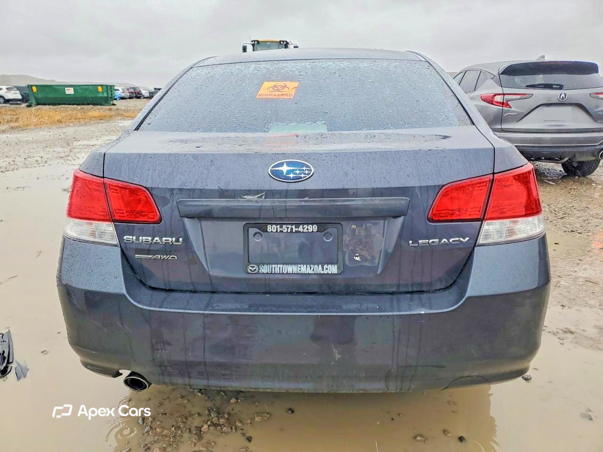 Subaru Legacy 2013