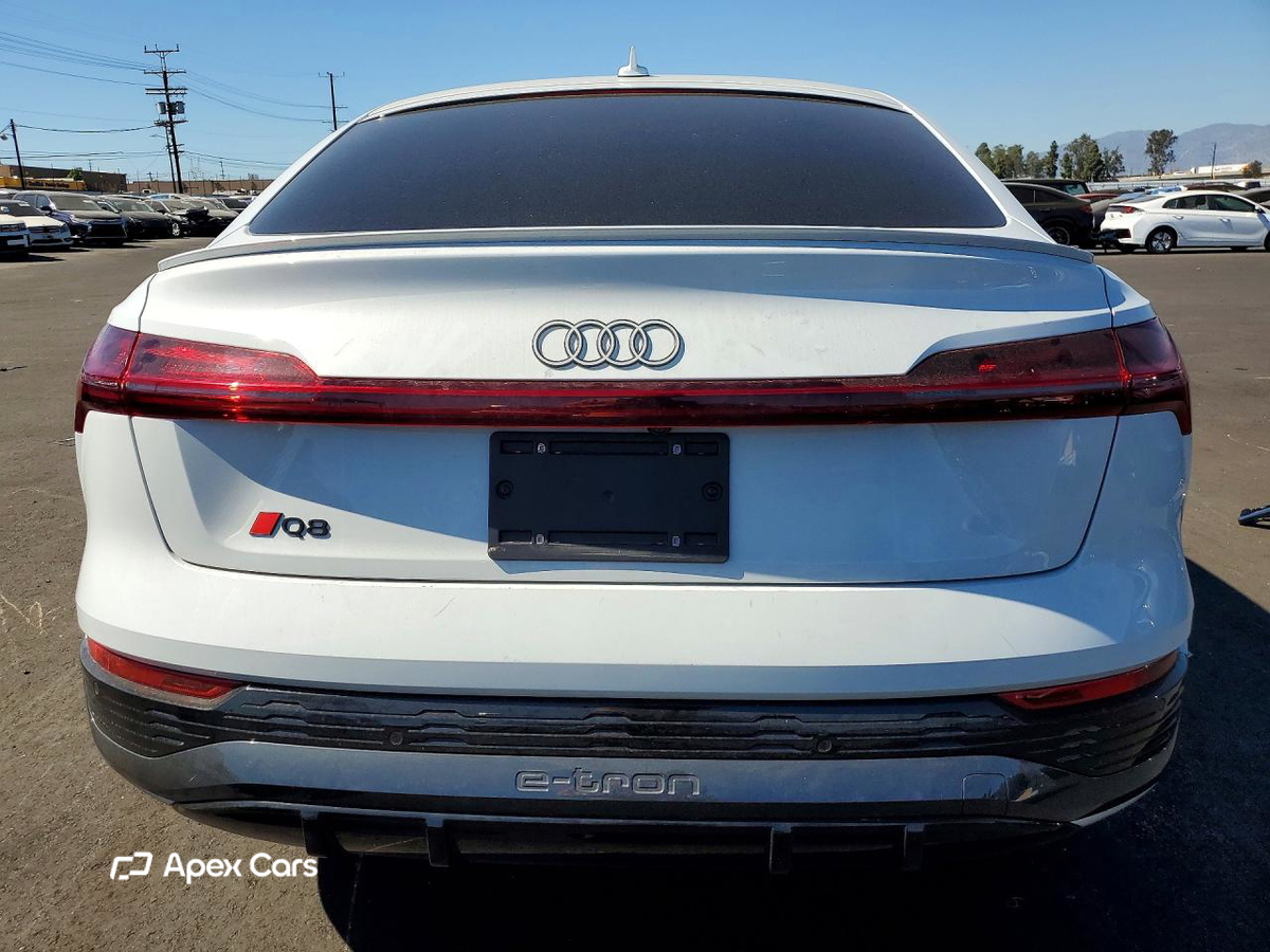 Audi Q8 2024