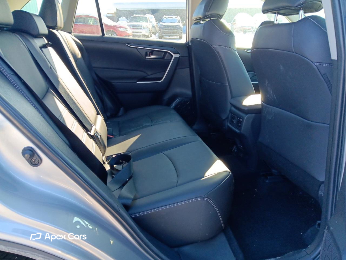 Toyota RAV 4 2025