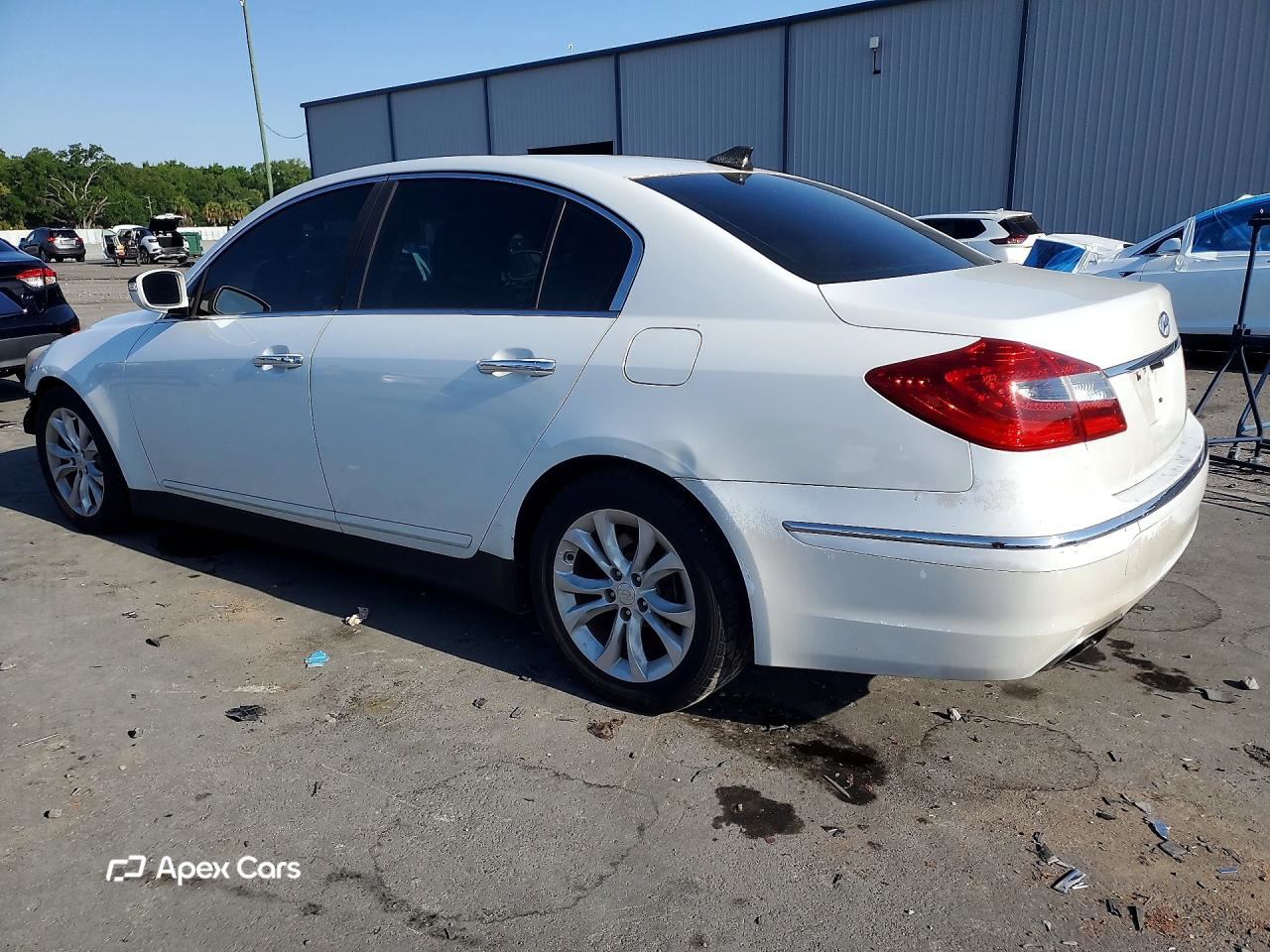 Hyundai Genesis 2013