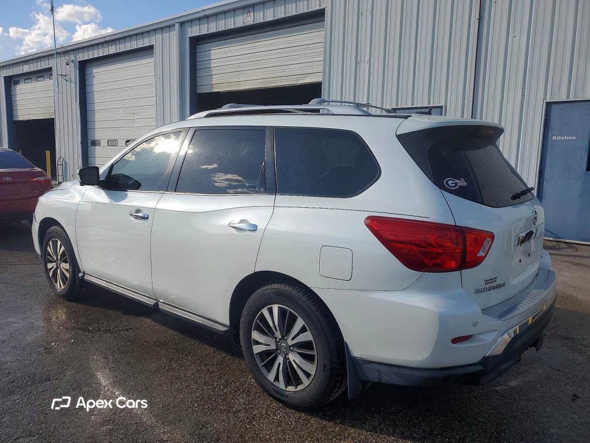 Nissan Pathfinder 2017