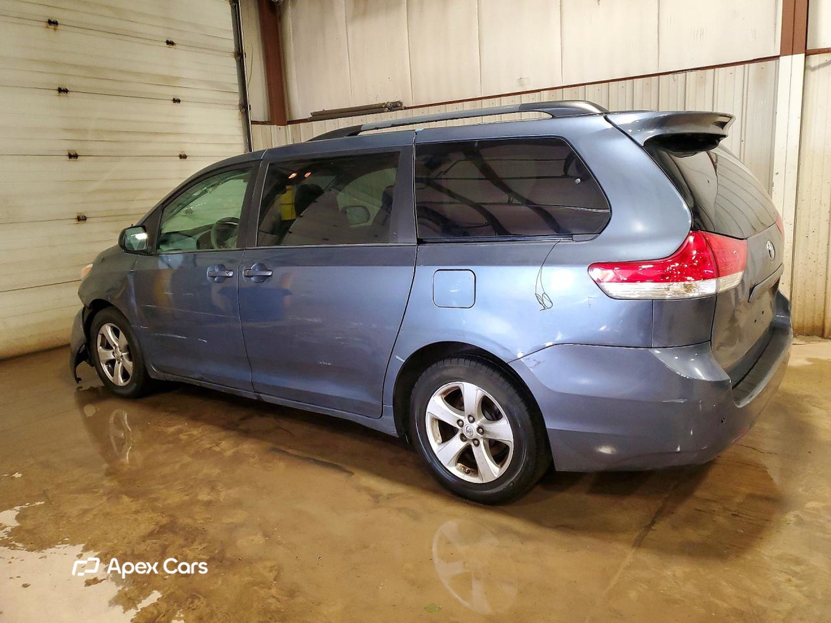 Toyota Sienna 2014