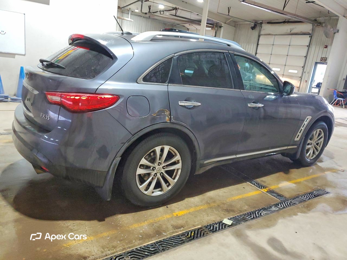 Infiniti FX 2010