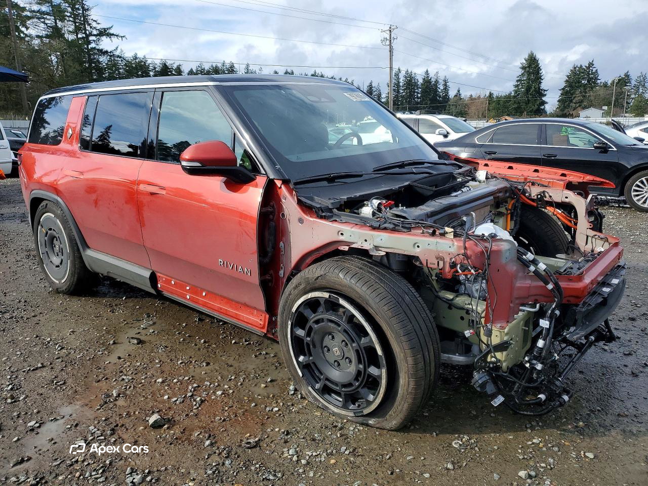 Rivian R1S 2025