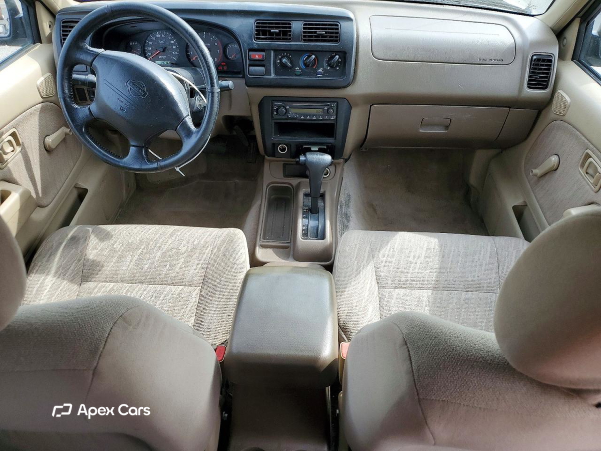 Nissan Navara (Frontier) 2000