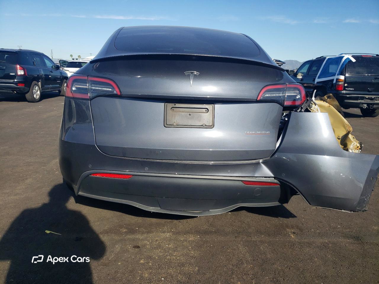 Tesla Model Y 2022