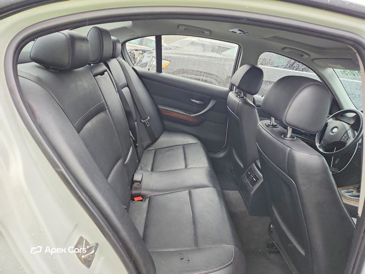 BMW Series 3 2011