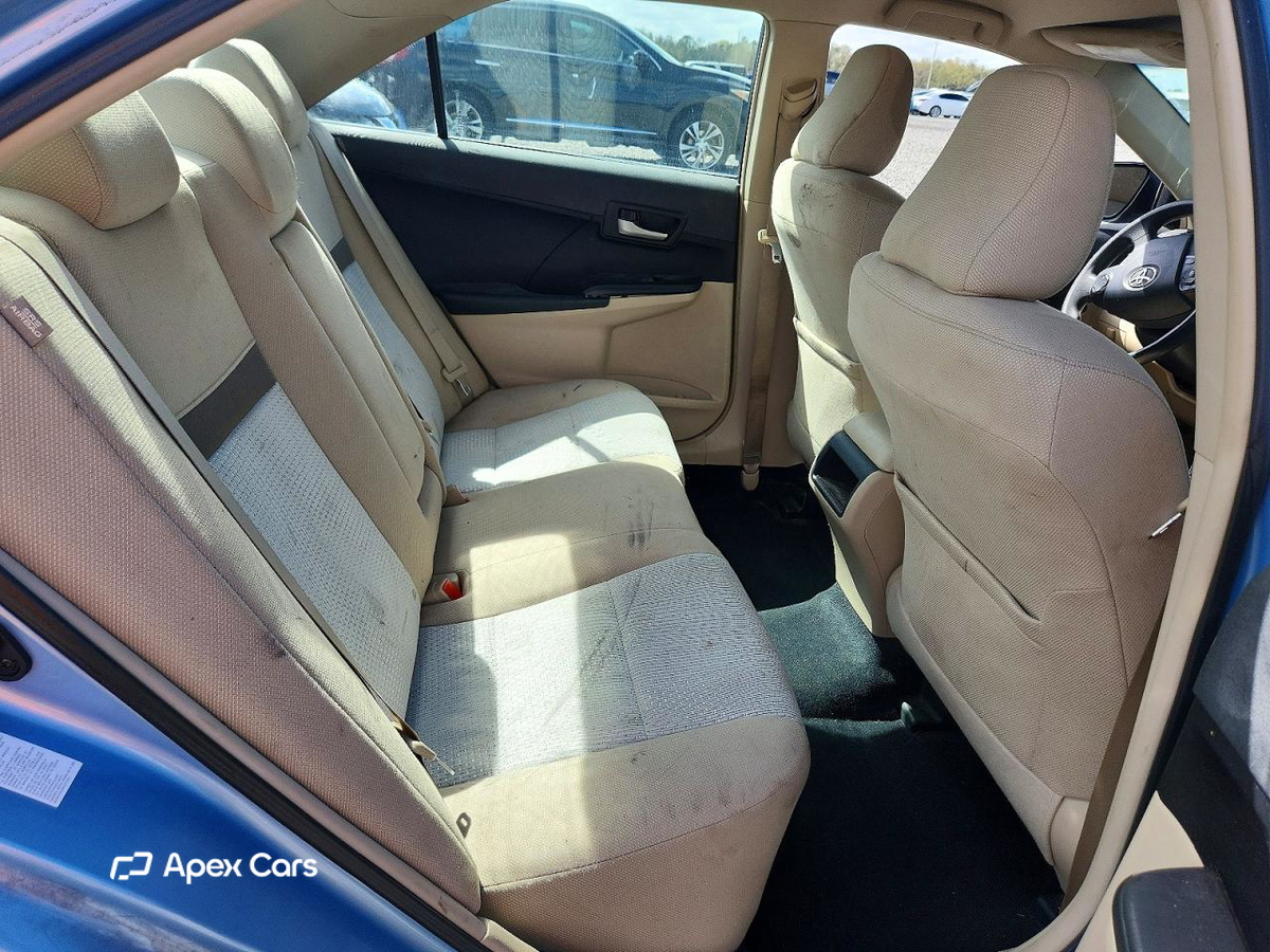 Toyota Camry 2012