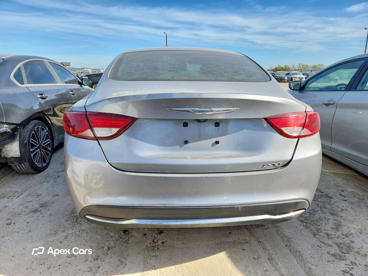 Chrysler 200 2016
