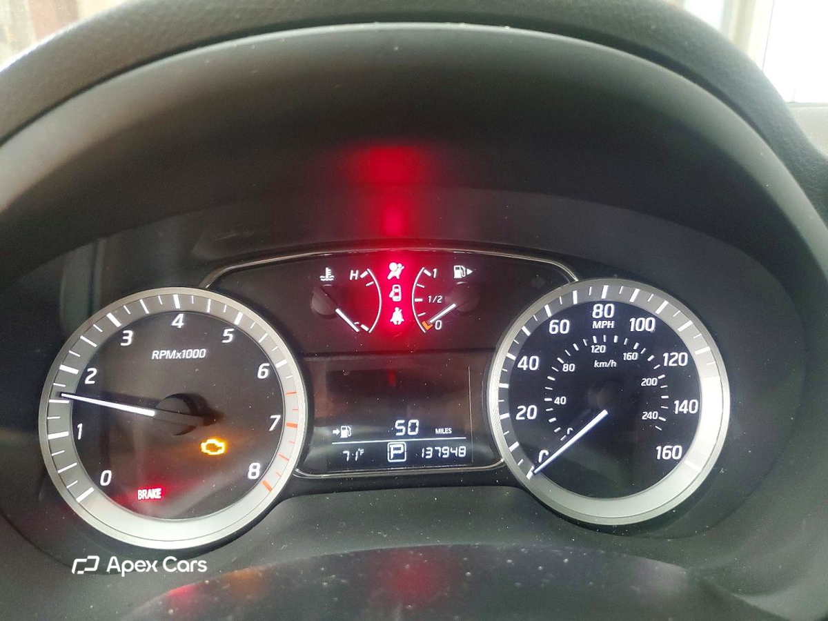 Nissan Sentra 2015