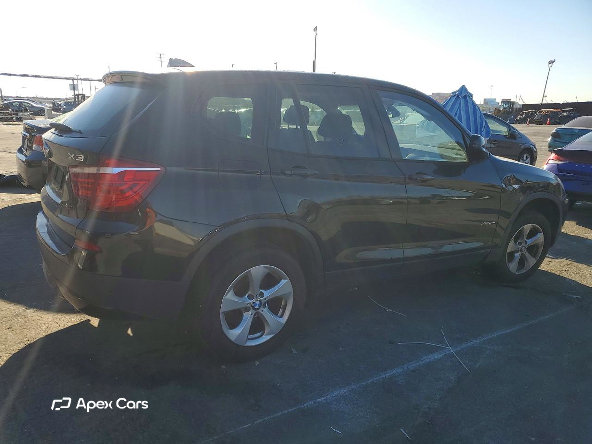 BMW X3 2011