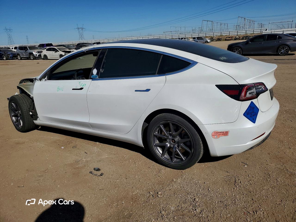 Tesla Model 3 2020