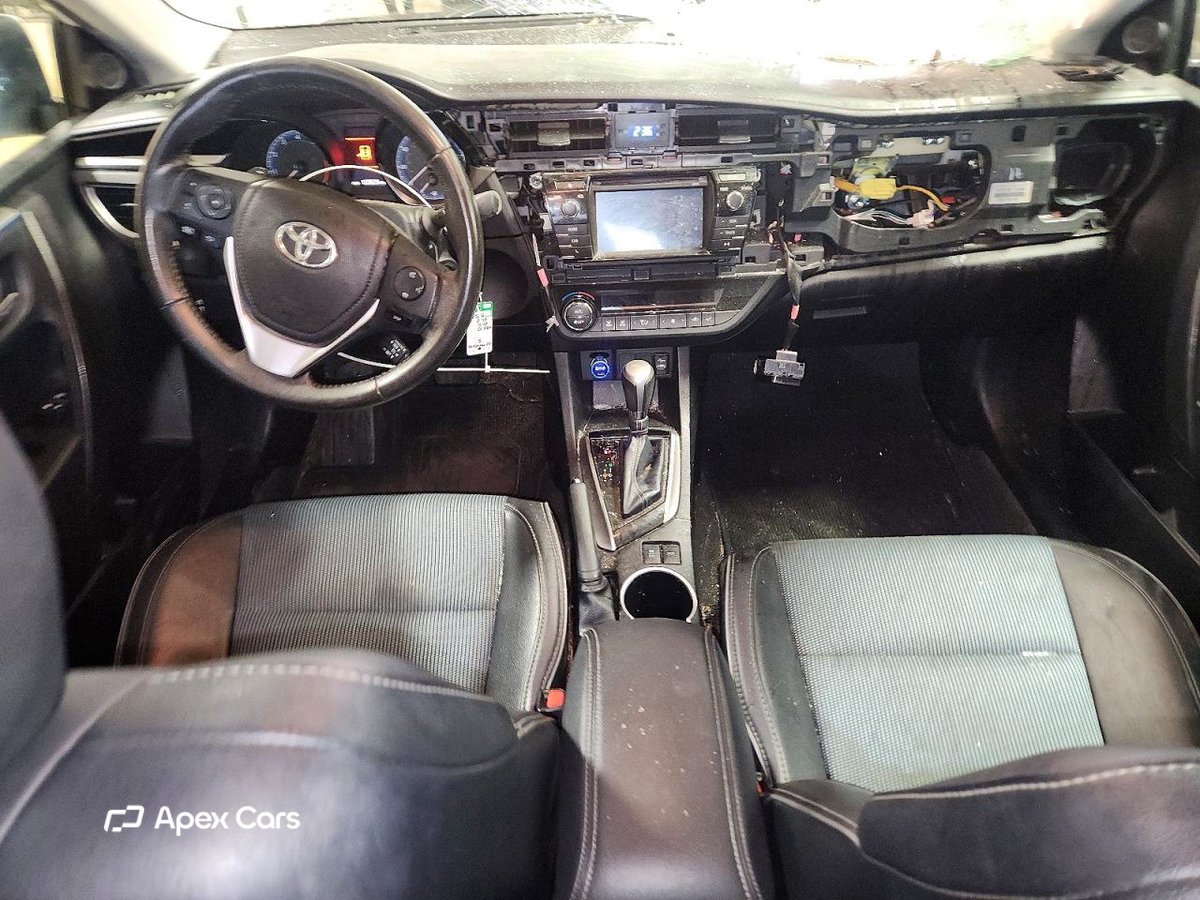 Toyota Corolla 2015