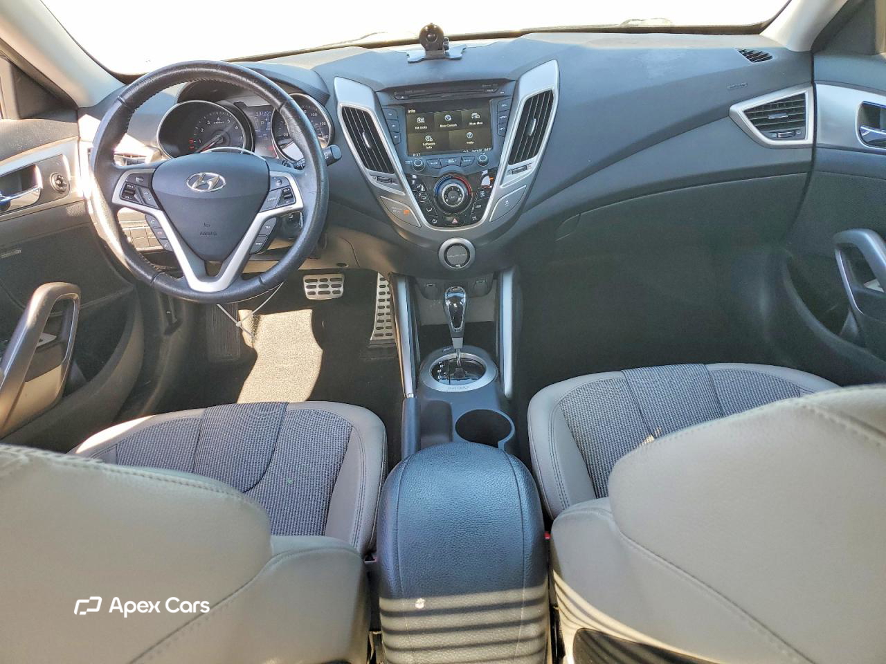 Hyundai Veloster 2012