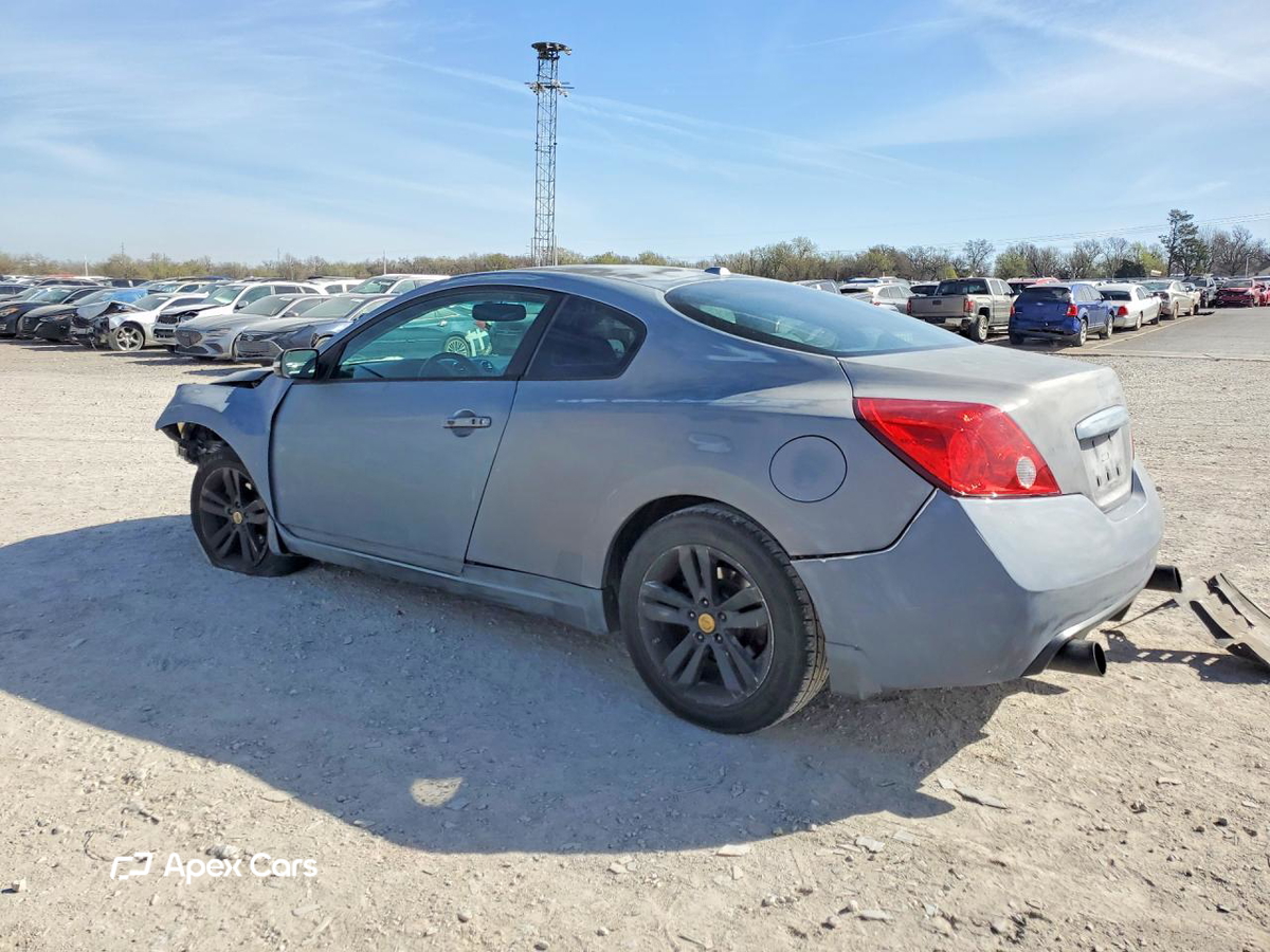 Nissan Altima 2011