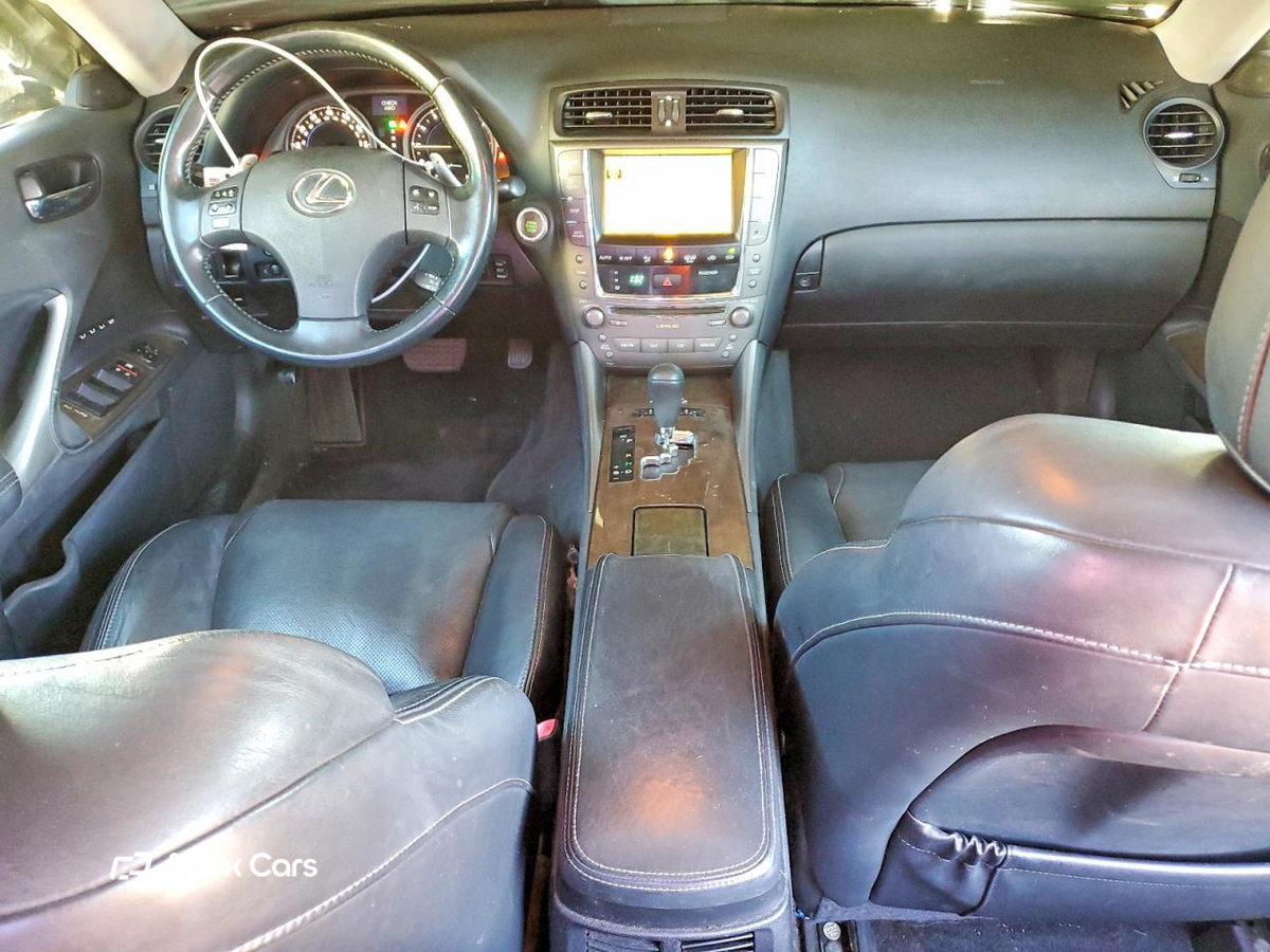 Lexus IS 2010