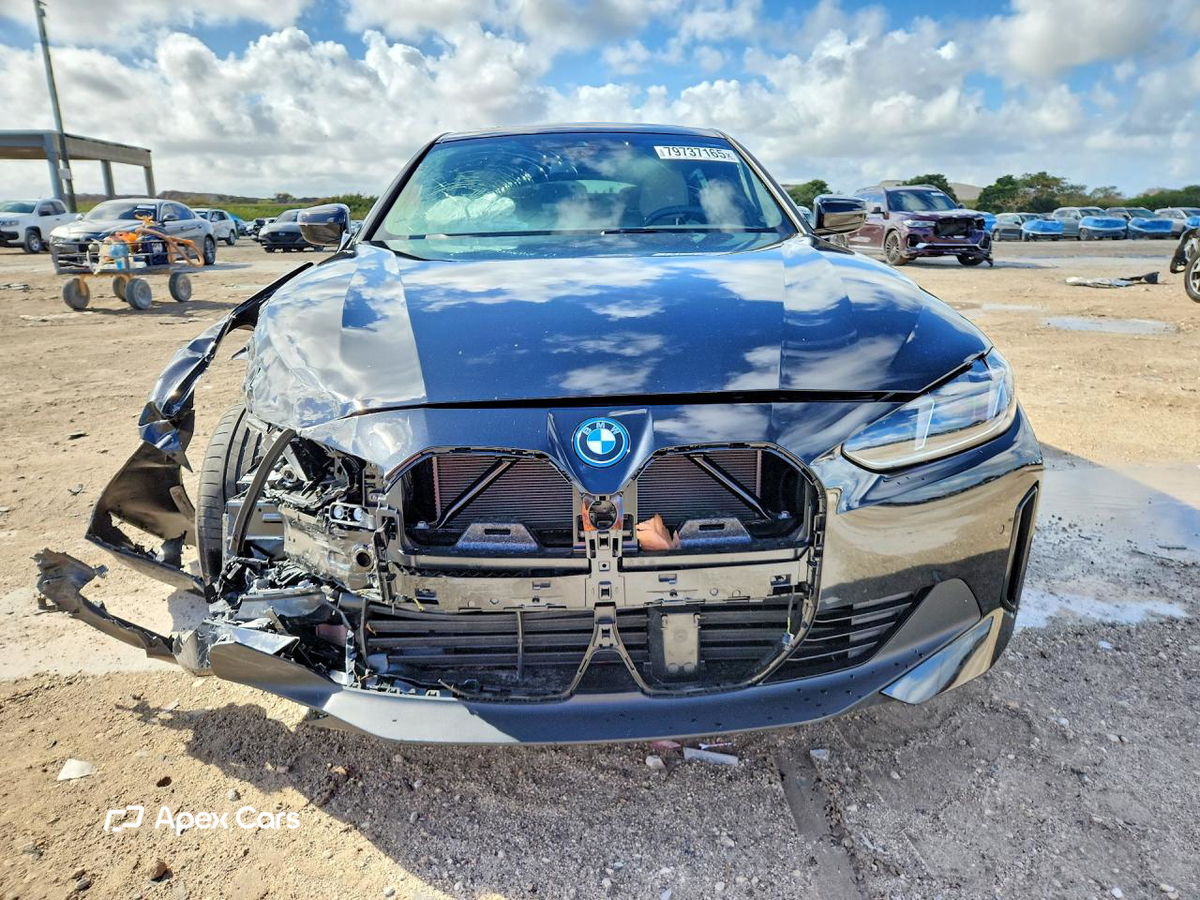 BMW i4 2025