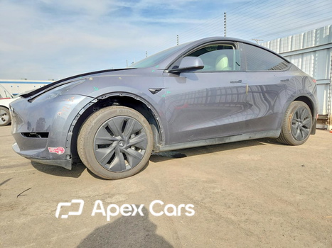 Tesla Model Y 2023 - Zdjęcie 1 z 13