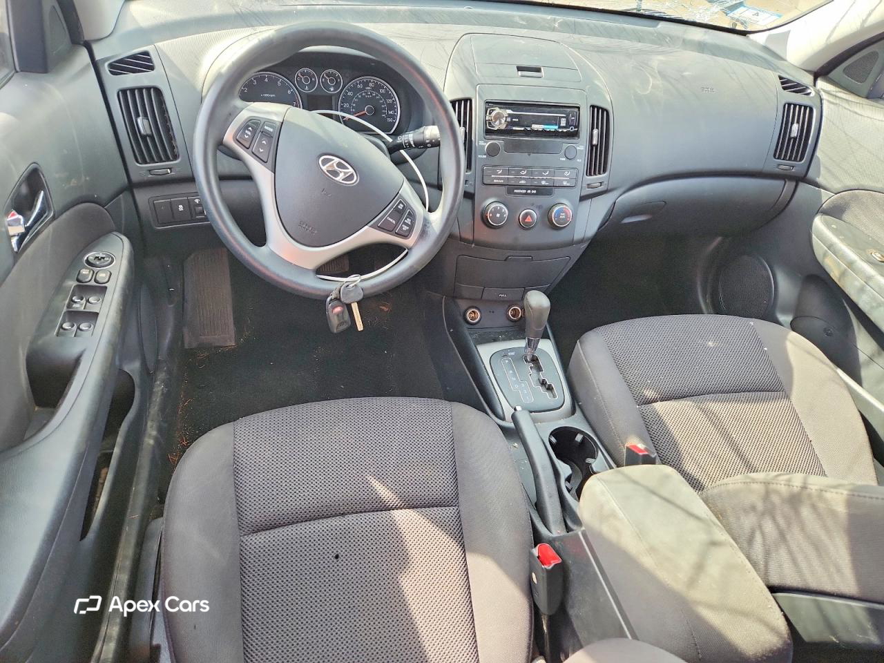 Hyundai Elantra 2012
