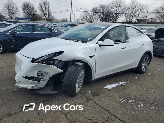 Tesla Model Y 2023 - Image 1 of 13