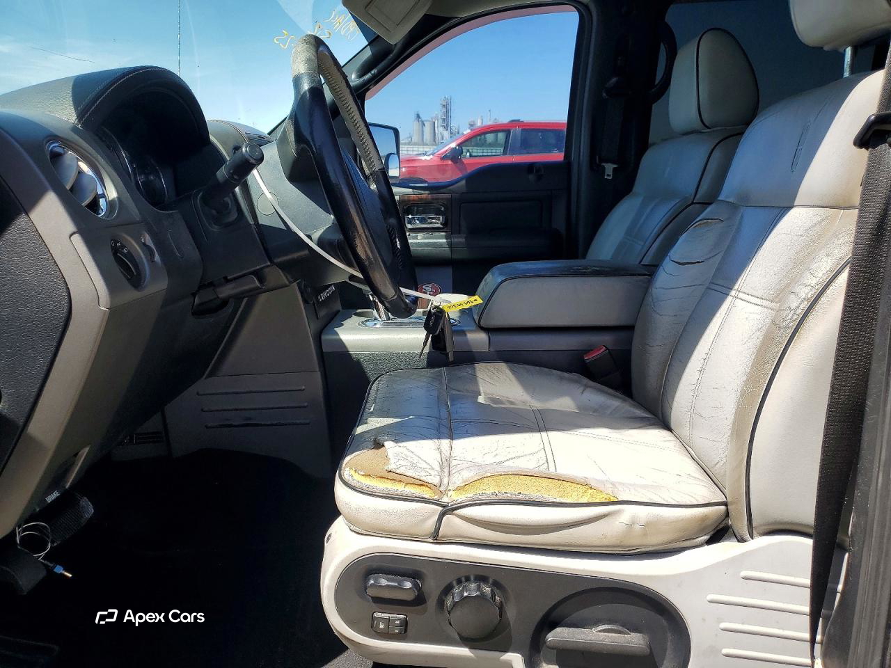 Lincoln Mark LT 2006