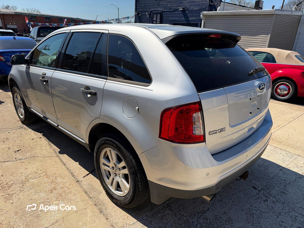 Ford Edge 2012