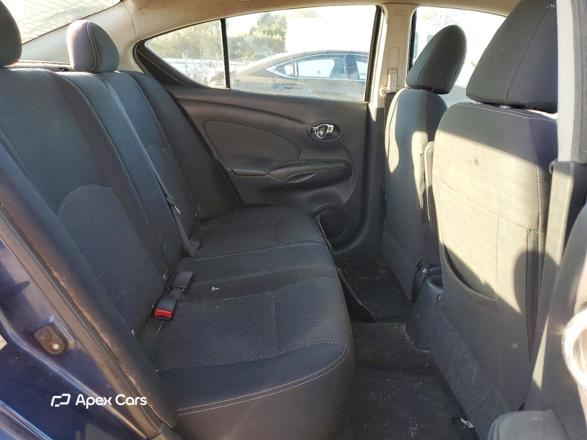 Nissan Versa 2014
