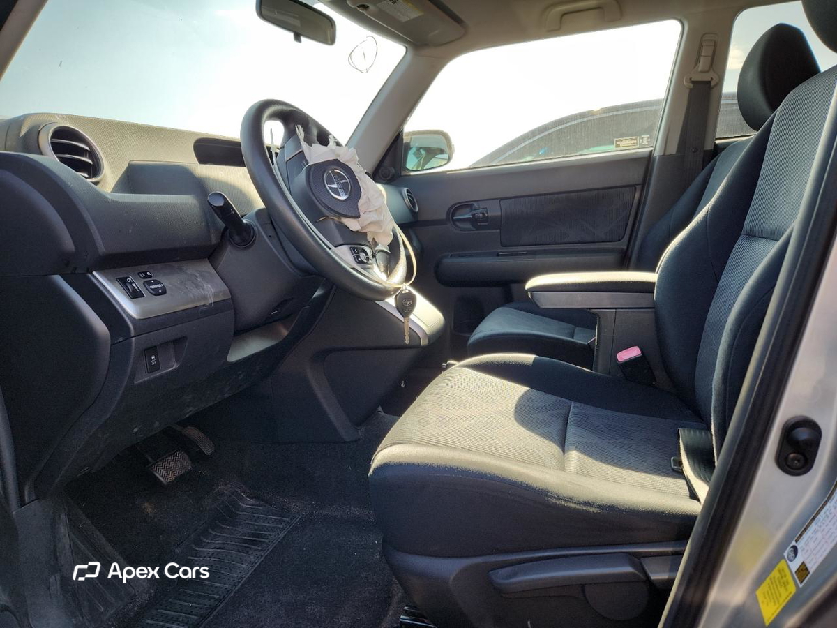 Scion xB 2012