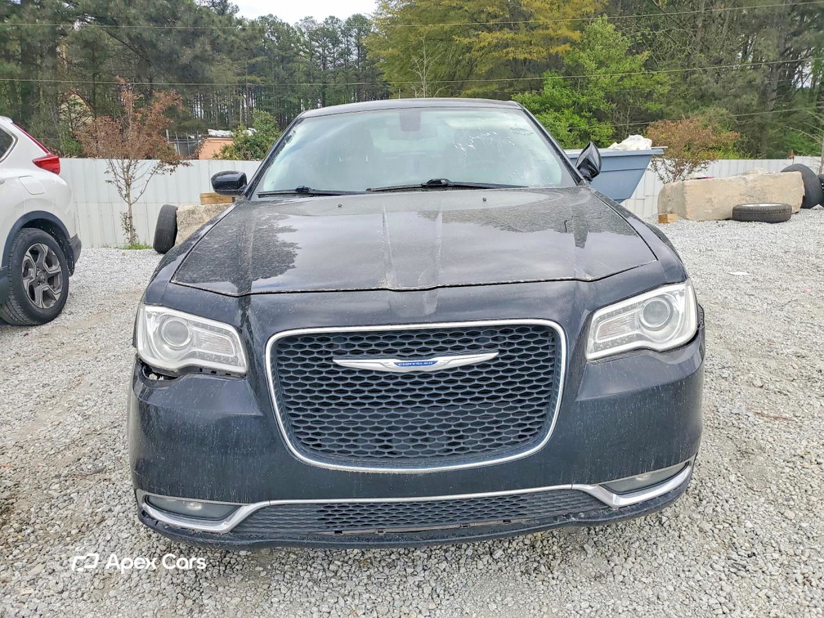 Chrysler 300 2018