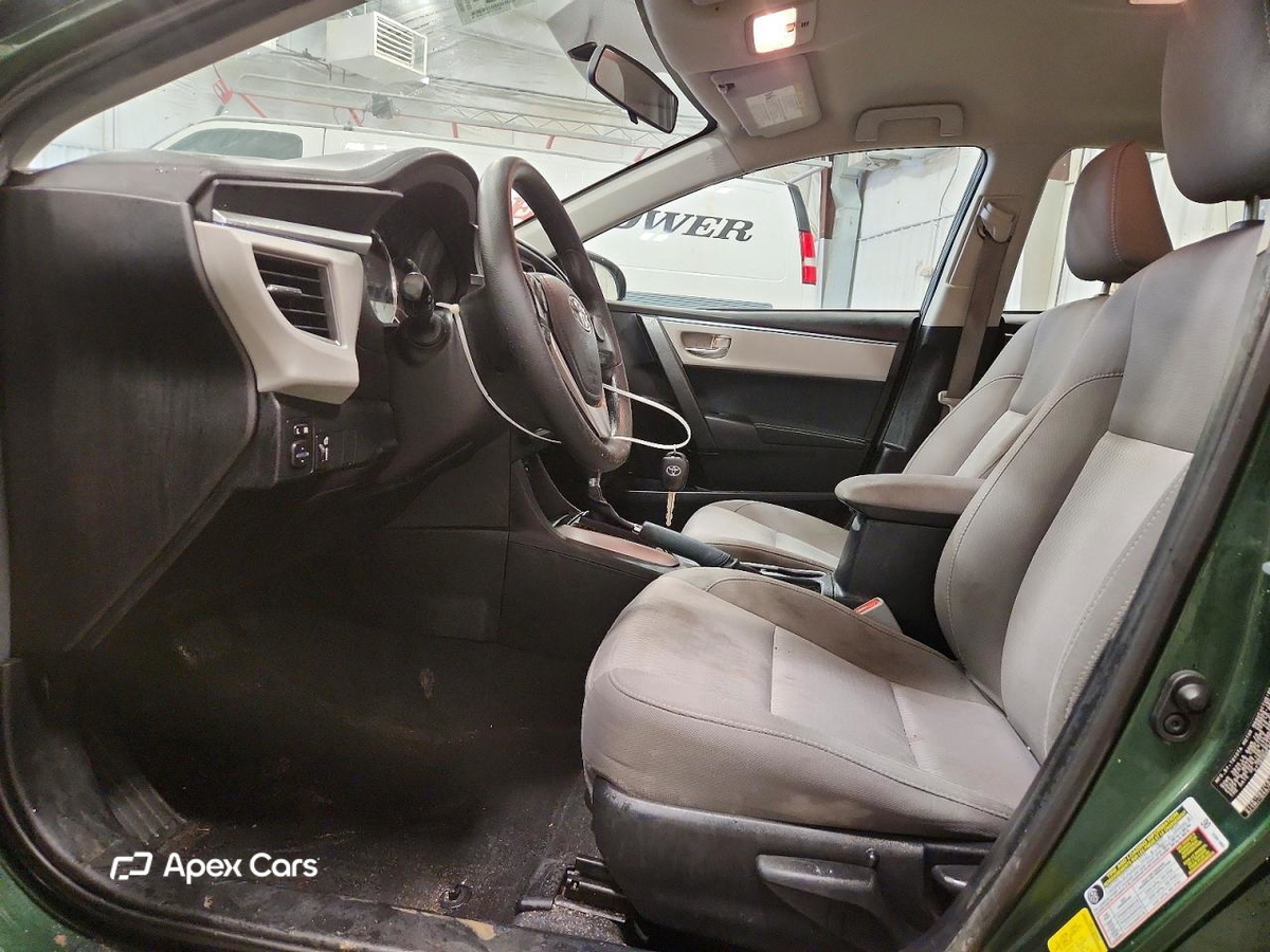 Toyota Corolla 2015
